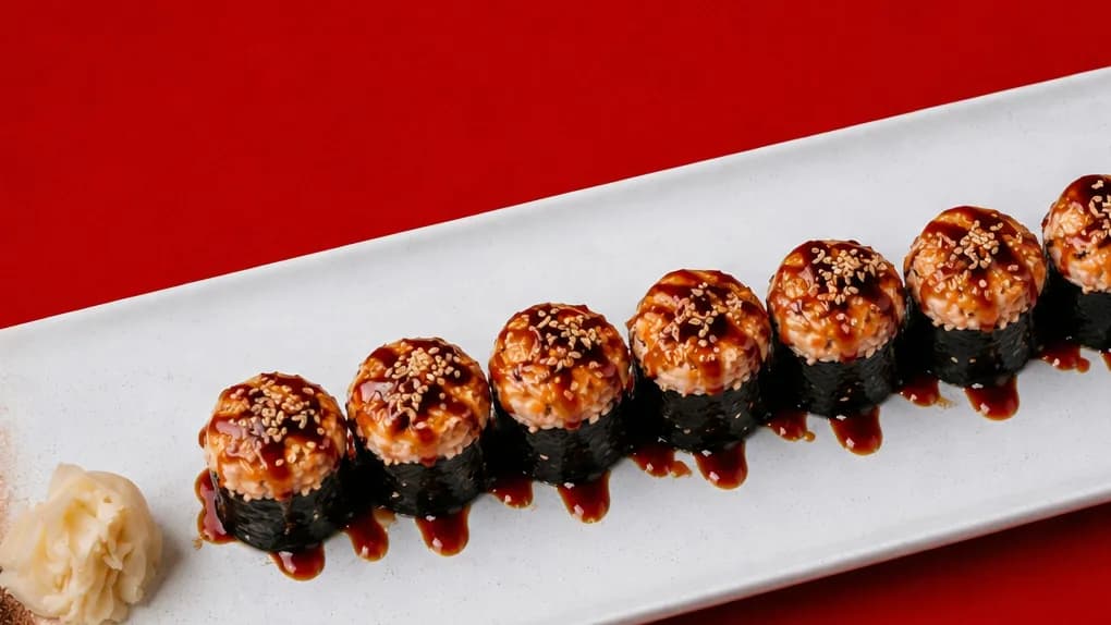 Lososly bişirilen roll