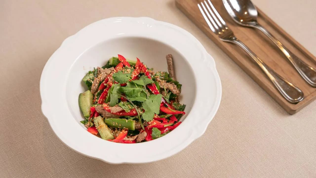 Göle etinden gyzgyn salat