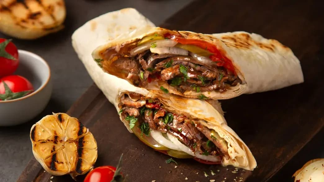 Lawaş döner