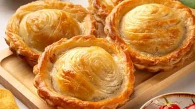 Gatlakly üwelen etli fitçi kiçi
