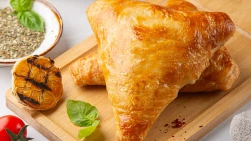 Dogralan etli gatlama hamyrly somsa