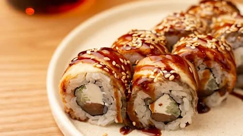 Ýylan balykly roll