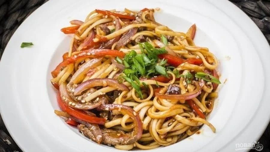 Göle etinden udon