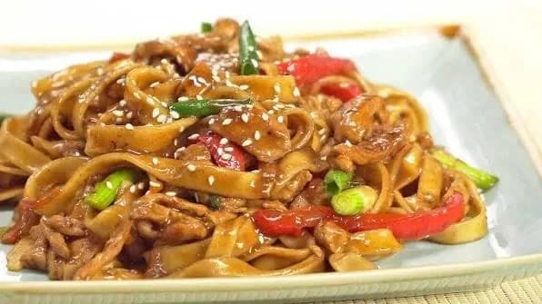 Gök önümli udon