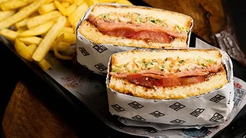Etli sando