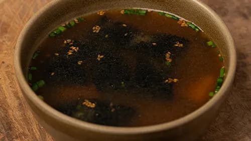 Miso çorbasy