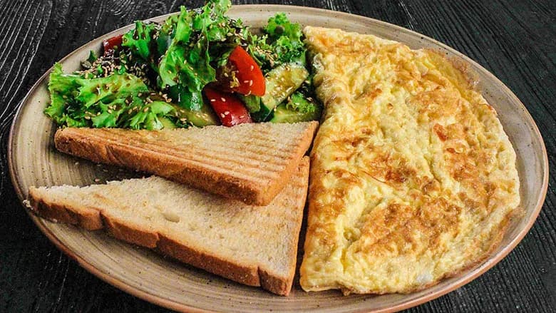 Peýnirli omlet
