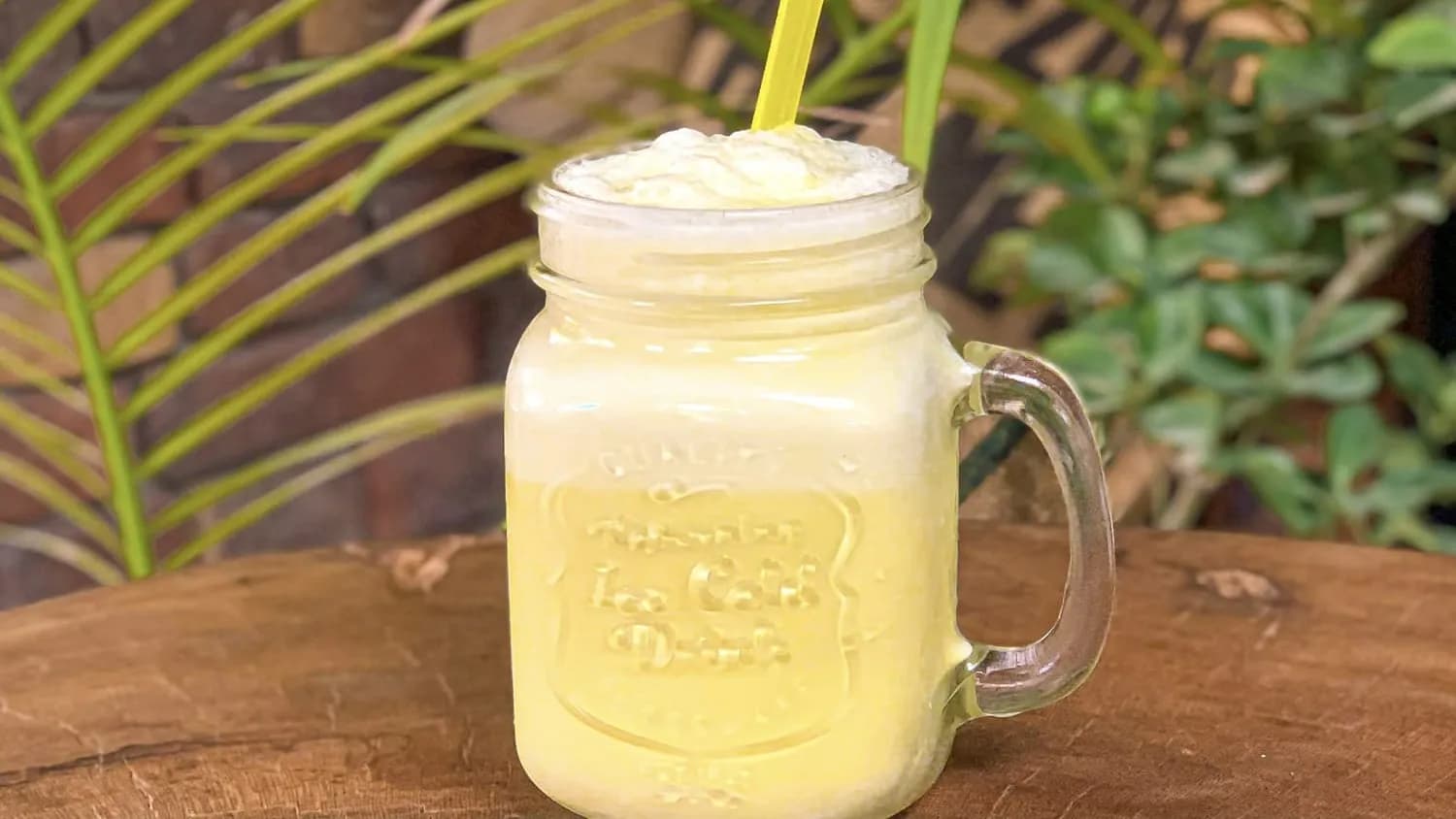 Bananly milkşeýk