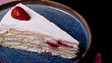 Ýeňil ýertudana desserty