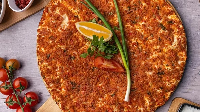 Lahmajun