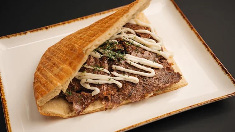 Çörek bilen etli