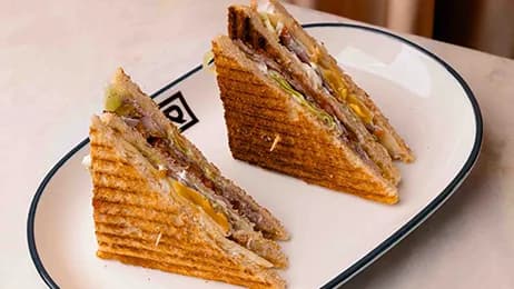 Rostbifly klab sendwiç