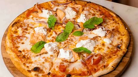 Somonly pizza