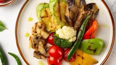 Gök önümler grilde