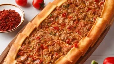 Dogralan etli pide