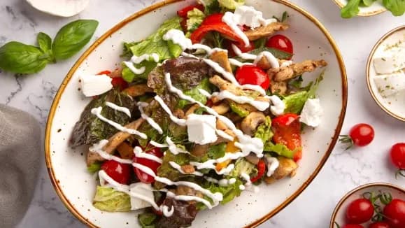 Gyzgyn towuk etli salat