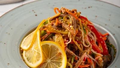 Taýski salat