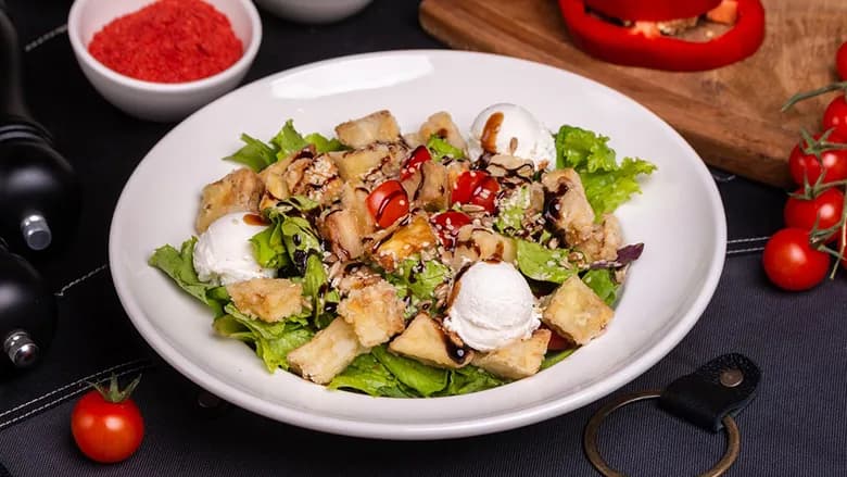 Gowrulan baklajanly salat