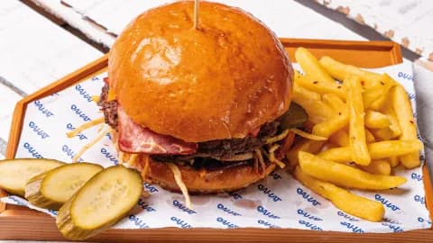 Frankie BBQ burger