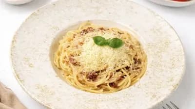Çekilen et bilen spagetti