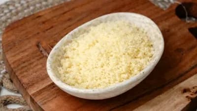 Parmesan peýniri
