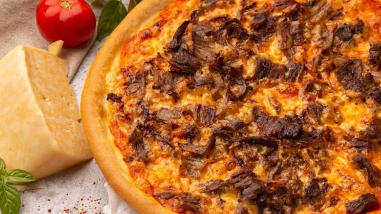 Kiçi dönerli pizza
