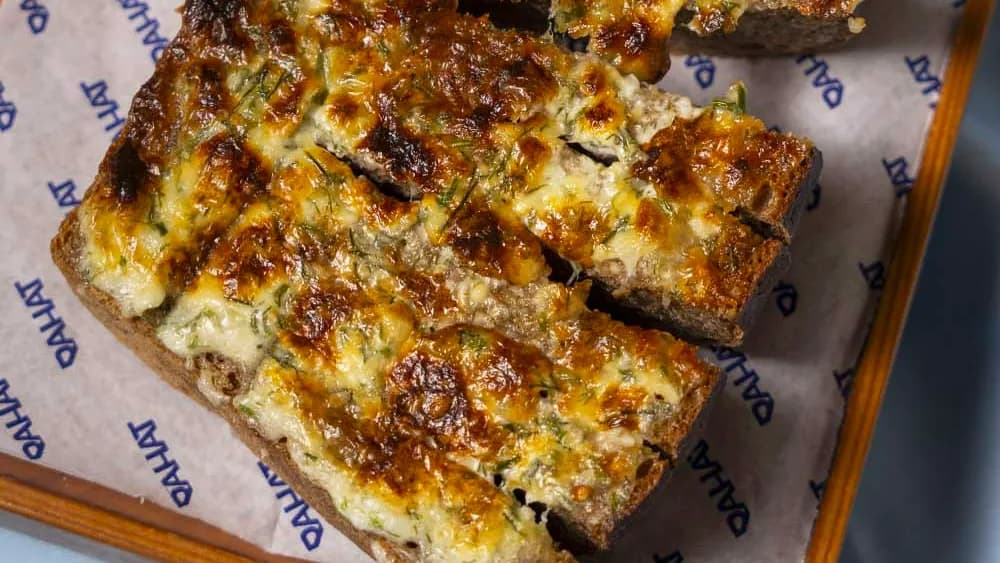 Sarymsakly çörek