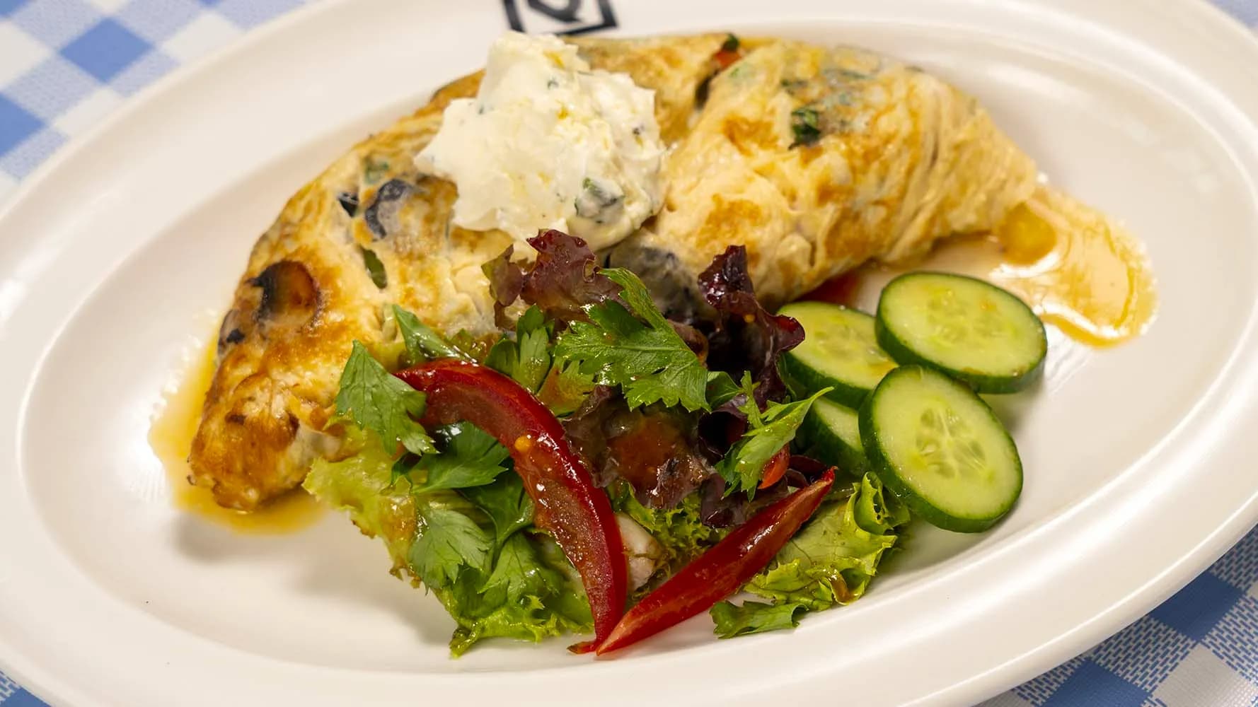 Indiýka we kömelekli omlet