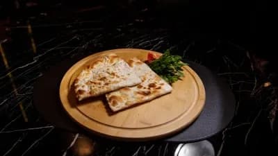 Üwelen gutaplar