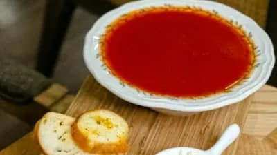 Pomidor çorbasy