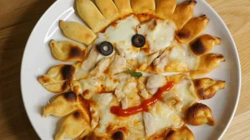 Towuk bilen pizza güneşi