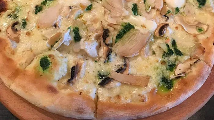 Towukly kömelekli pizza