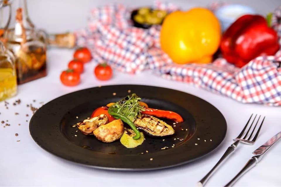Grillde bişirilen gök önümler