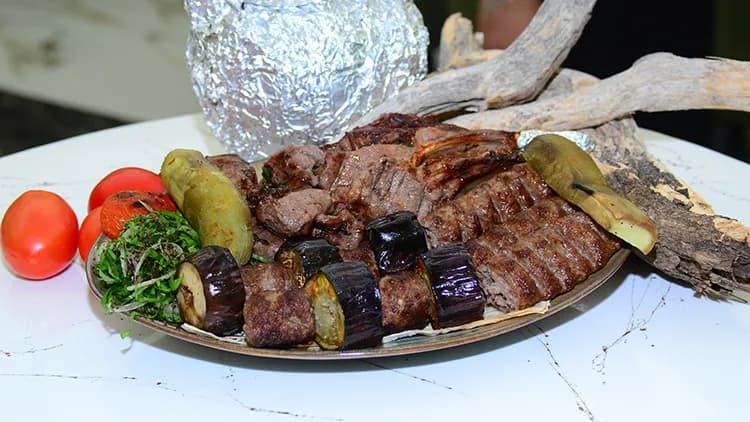 Şaşlyk - dürli görnüşli et