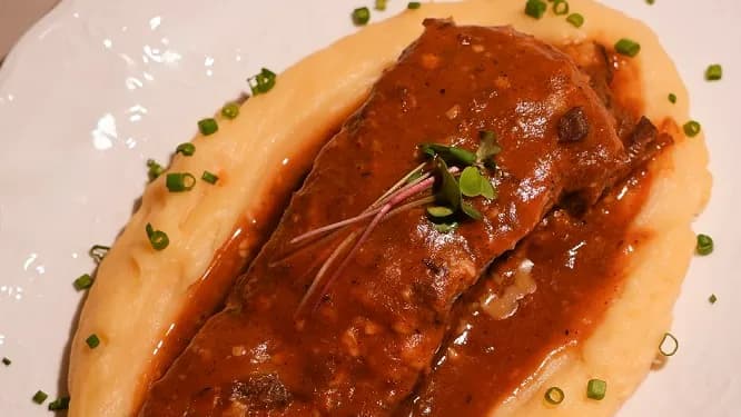 Kartoşka püresi bilen bişirilen göle gapyrgalary