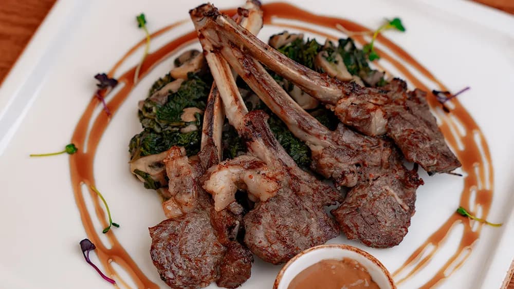 Grilde bişen guzy gapyrga