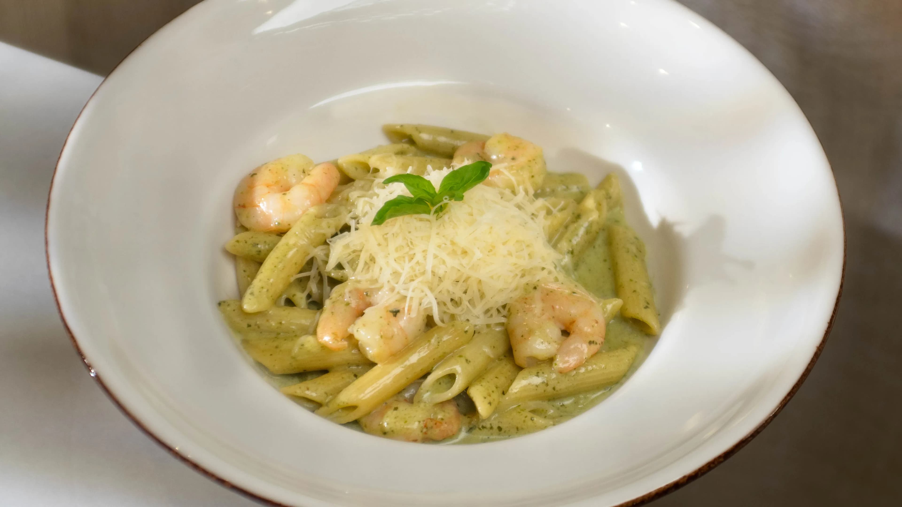 Kremli pesto penne krewetkalar