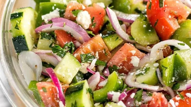 Täze salat (arassalanan)
