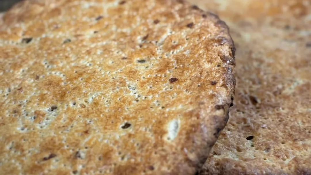 Guzy ýagynda çörek