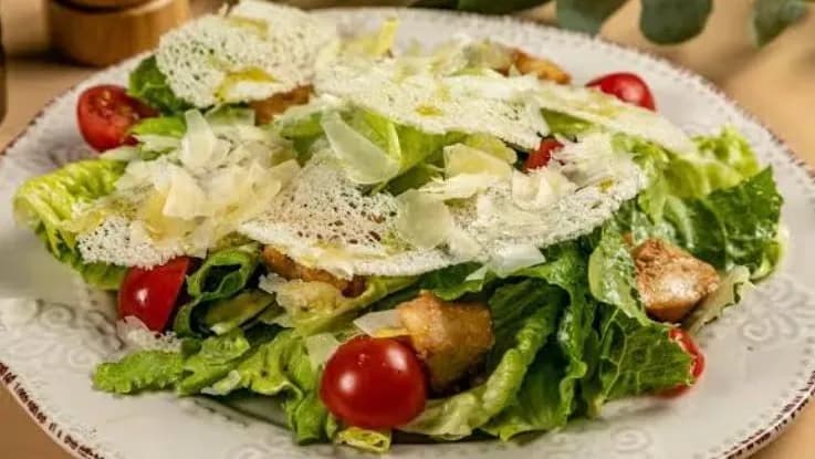 Ýewrapeýski sezar salat